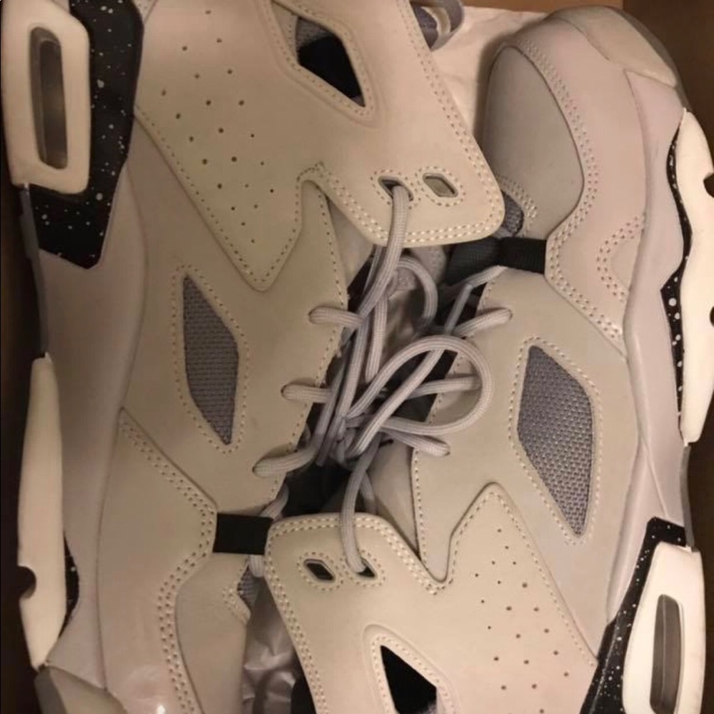 Jordan’s Flight Club 91’ Size 7 Youth